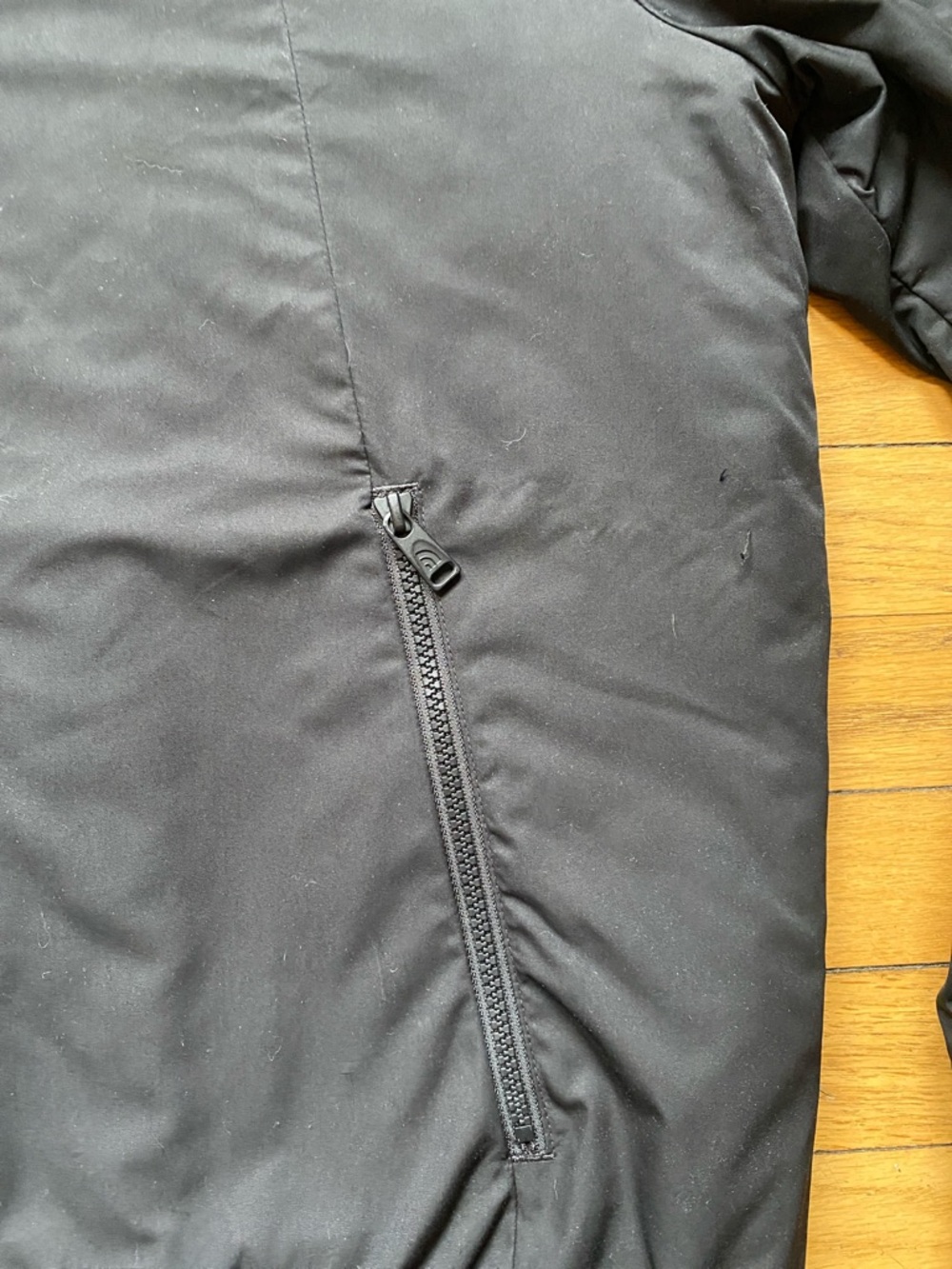 Northface bomber jacket - Picture 3 of 8